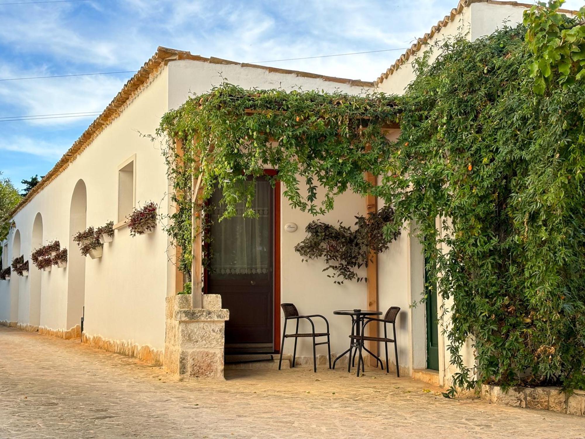 Casina Dei Preti Villa Conversano Eksteriør billede